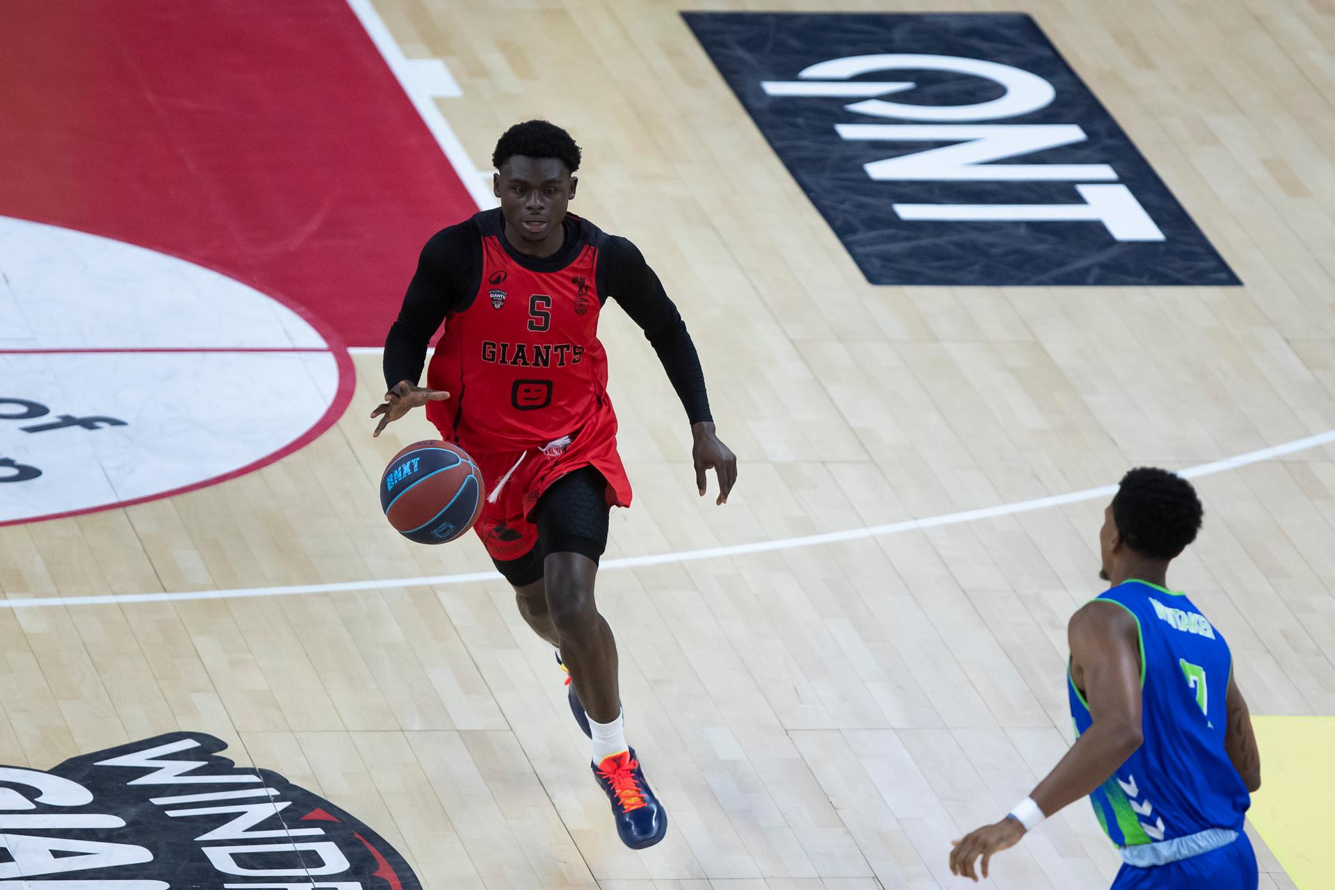 Antwerp's Enoch Cheeks pictured during a basketball match between Antwerp Giants and Mons-Hainaut, Sunday 26 October 2025 in Antwerp, matchday 5/34 in the 'BNXT League' Belgian/ Dutch first division basket championship. BELGA PHOTO KRISTOF VAN ACCOM