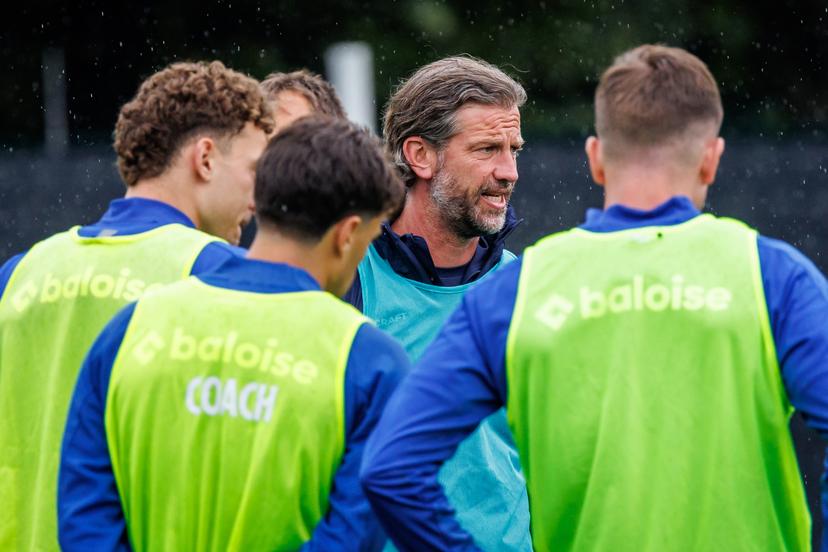 Gent's head coach Rik De Mil pictured during a training session of Belgian soccer team KAA Gent, Wednesday 19 August 2026 in Gent, in preparations of the first leg of the play-off round for the UEFA Conference League league phase, against Scottish team Hibernian FC. BELGA PHOTO KURT DESPLENTER