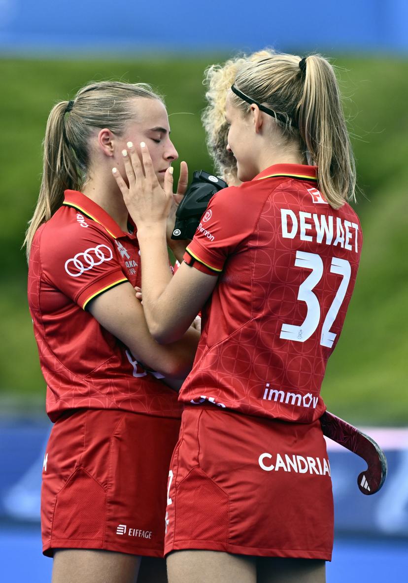 Belgium's Camille Belis and Belgium's Louise Dewaet look dejected after losing a hockey game between Spain and the Belgian national team Red Panthers, the 'small final' to decide on the bronze medal of the 2025 women's European championships, Sunday 17 August 2025 in Monchengladbach, Germany. BELGA PHOTO ERIC LALMAND