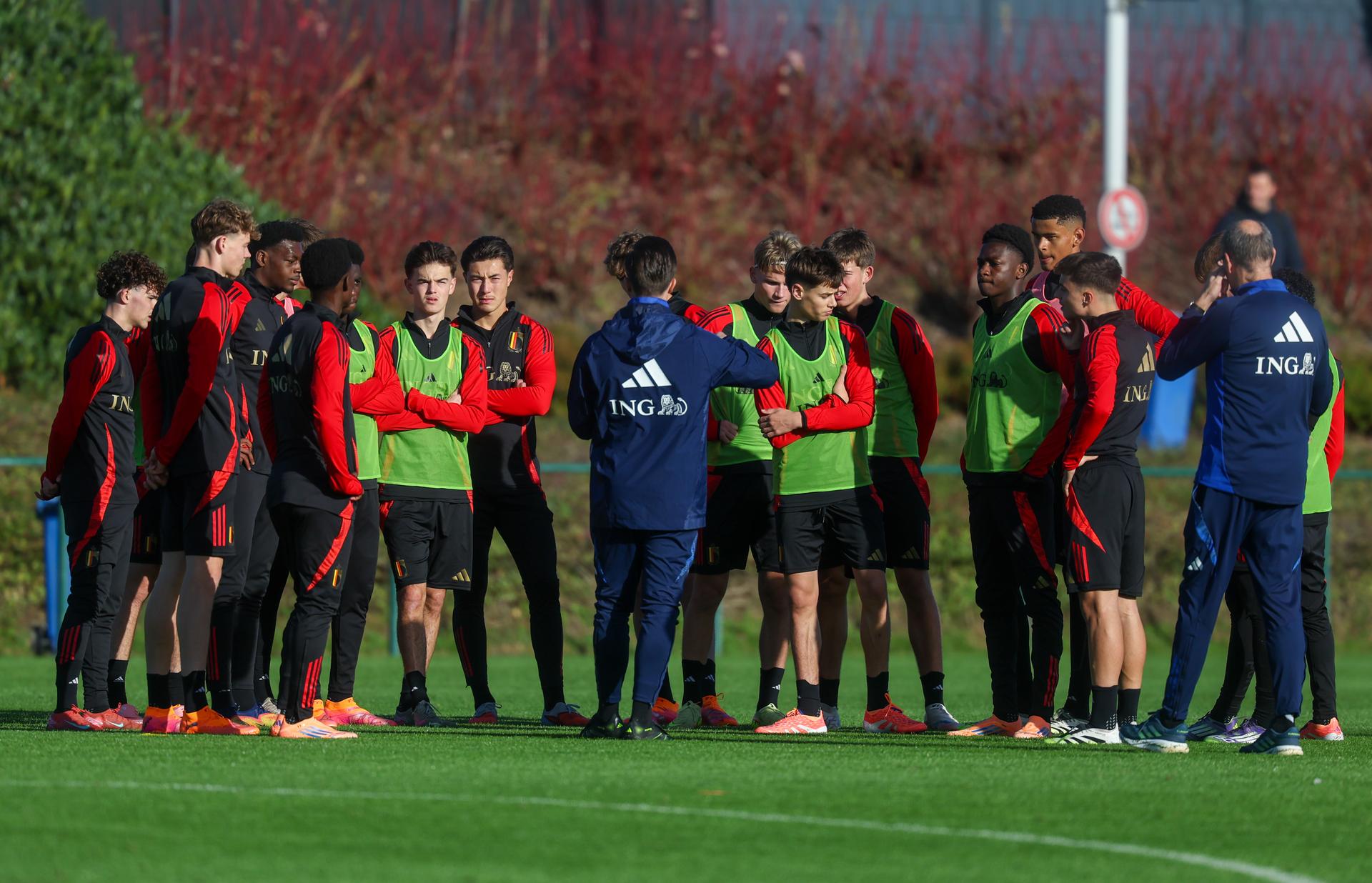 Belgium's players pictured during a training session of the Belgian national under 17 soccer team, at the Proximus Basecamp in Tubize, Thursday 30 October 2025. BELGA PHOTO VIRGINIE LEFOUR