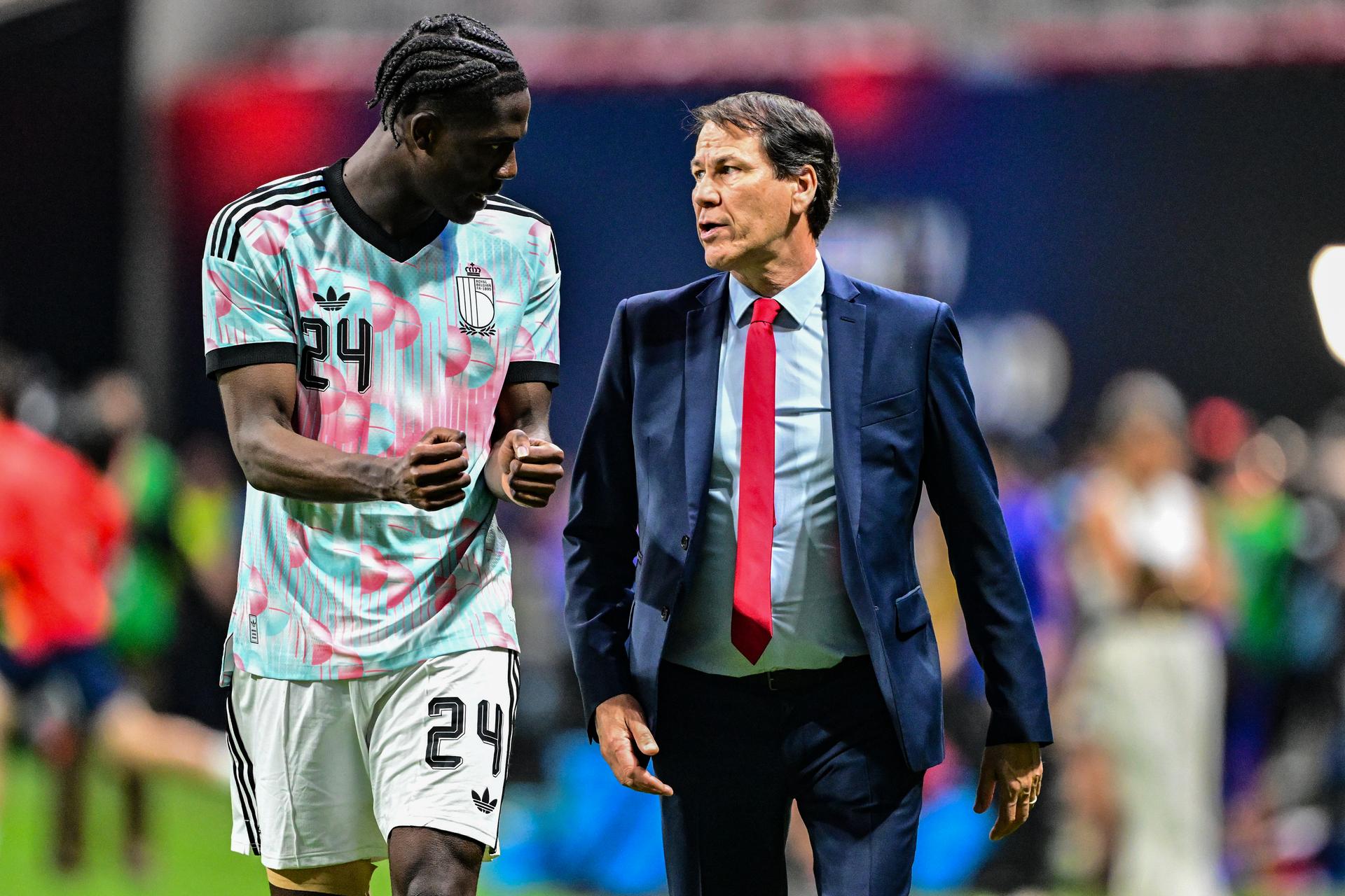 Belgium's Amadou Onana and Belgium's head coach Rudi Garcia pictured after a friendly soccer game between the United States national team and Belgian national soccer team Red Devils in Atlanta, on Saturday 28 March 2026, in preparation for the 2026 World Cup. BELGA PHOTO DIRK WAEM