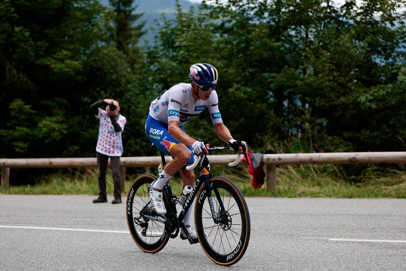 German Florian Lipowitz of RedBull-BORA-hansgrohe pictured in action during stage 18 of the 2025 Tour de France cycling race, from Vif to Courchevel Col de la Loze, on Thursday 24 July 2025 in France. The 112th edition of the Tour de France starts on Saturday 5 July in Lille, France, and will finish in Paris, France on the 27th of July.   BELGA PHOTO POOL LUCA BETTINI
