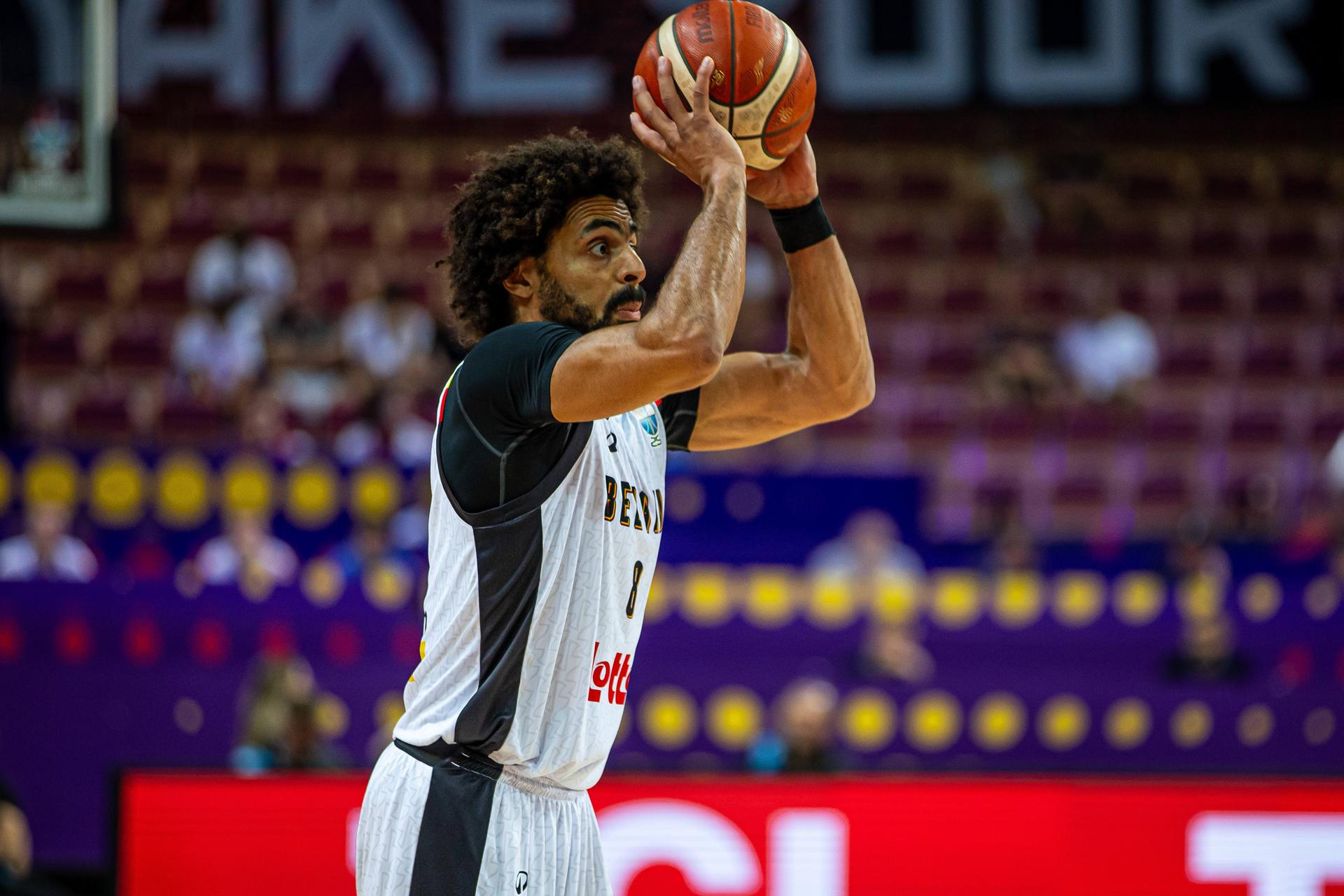 Belgium's Jean-Marc Mwema pictured in action during a basketball match between Belgium's national team Belgian Lions and Israel, Tuesday 02 September 2025 in Katowice, Poland, the fourth game of the group stage of the Eurobasket 2025 European championships, in the group D. BELGA PHOTO LUKASZ SKWIOT *** BELGIUM ONLY ***