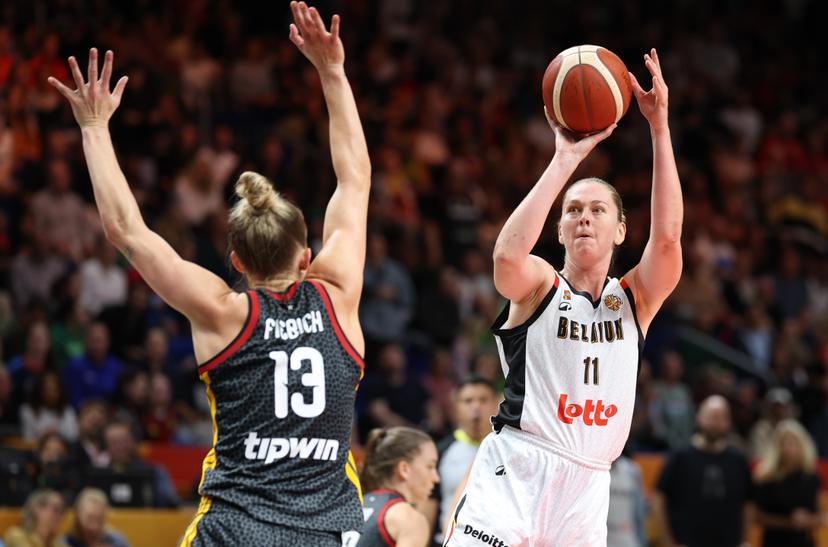 Germany's Leonie Fiebich and Belgium's Emma Meesseman fight for the ball during a basketball game between Germany and Belgium national team Belgian Cats, a quarter final  game at the FIBA Women's Basketball World Cup, on Thursday 10 September 2026, in Berlin, Germany. The FIBA Women's Basketball World Cup takes place in Berlin from 4 to 13 September 2026. BELGA PHOTO VIRGINIE LEFOUR