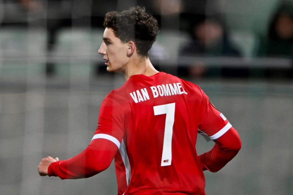 AZ Alkmaar's Dutch forward #07 Ruben van Bommel celebrates after scoring his team's first goal during the UEFA Europa League football match between Ludogorets and AZ Alkmaar at Huvepharma Arena in Razgrad, on December 12, 2024.  Nikolay DOYCHINOV / AFP