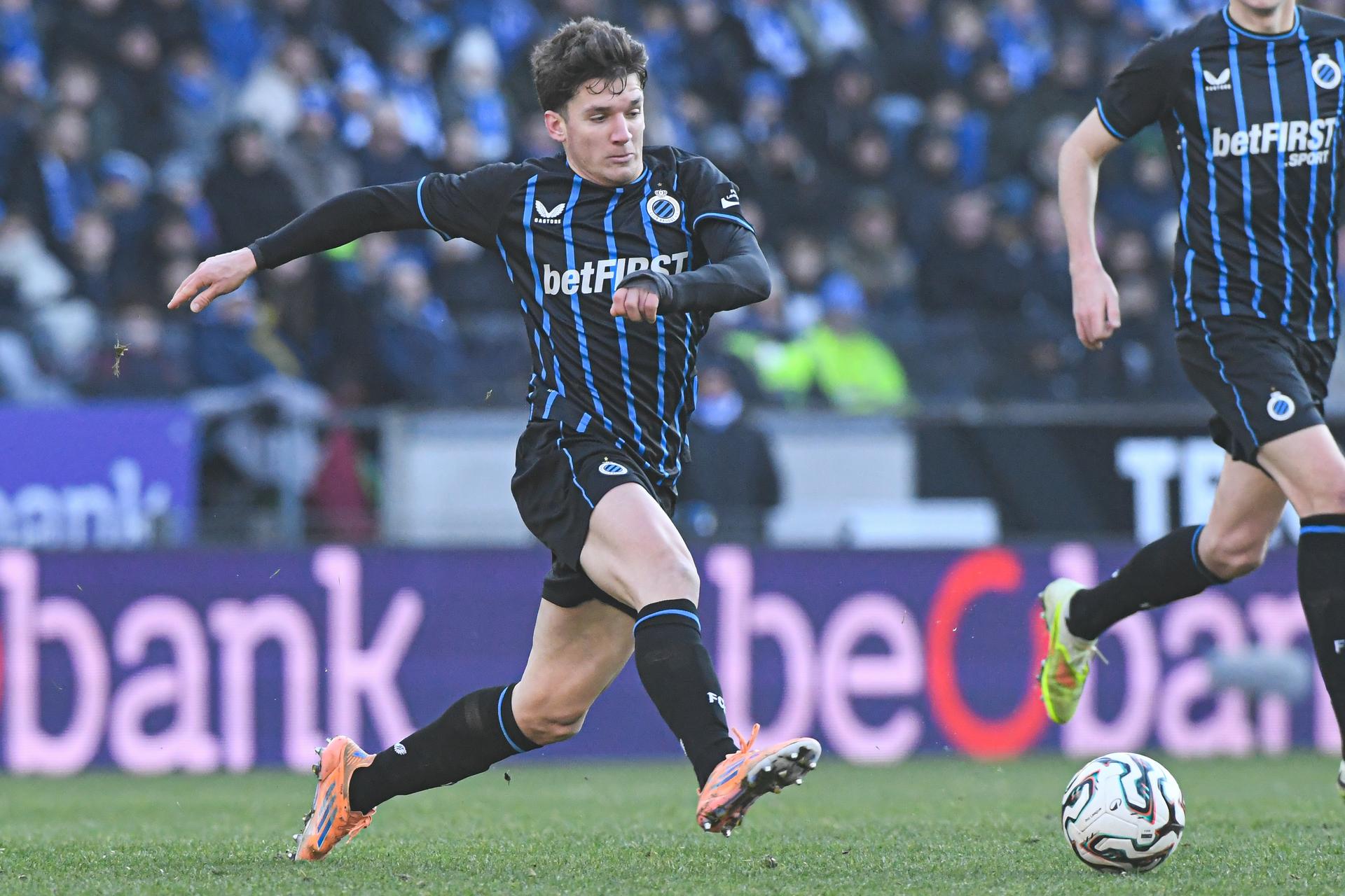 Club's Christos Tzolis pictured in action during a soccer match between KRC Genk and Club Brugge, Friday 26 December 2025 in Genk, a game of day 20 of the 2025-2026 'Jupiler Pro League' first division of the Belgian championship. BELGA PHOTO JILL DELSAUX