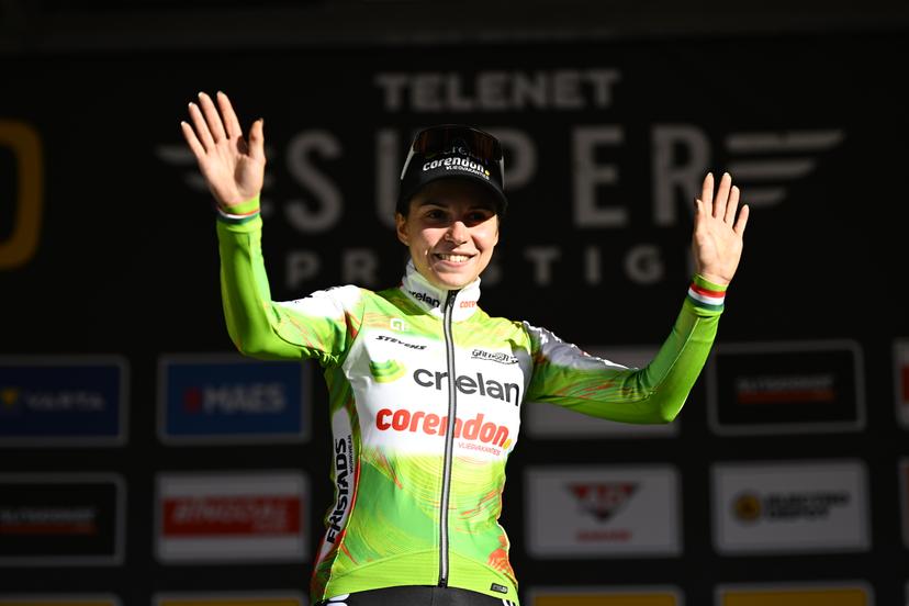 Italian Sara Casasola celebrates on the podium after winning the women's elite race of the Superprestige race of Overijse, stage 2 (out of 8) in the Superprestige cyclocross competition, in Overijse, Sunday 26 October 2025. BELGA PHOTO JASPER JACOBS