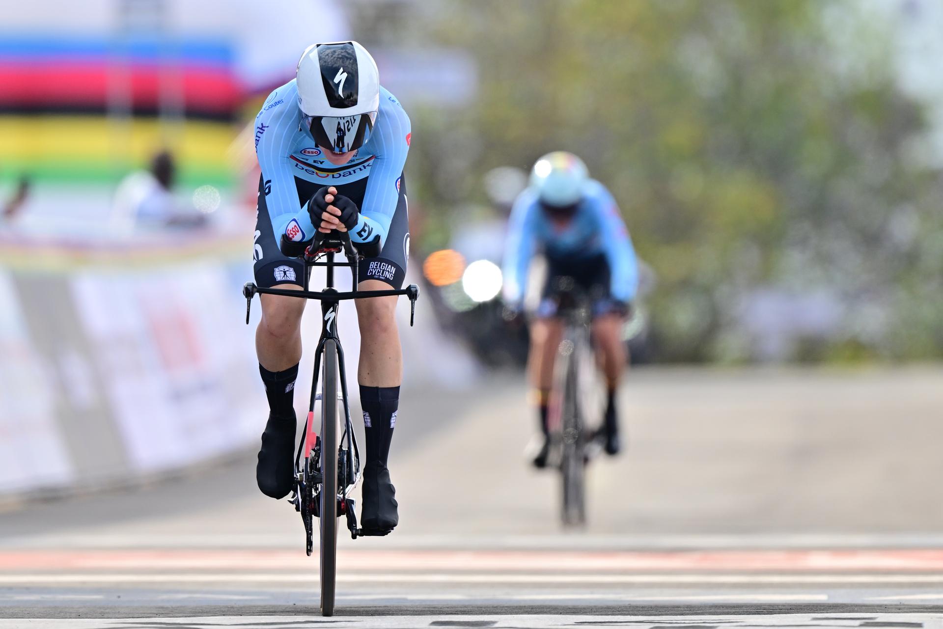 Belgian Julie van de Velde crosses the finish line of the Team Time Trial Mixed Relay race (41,8km) at the cycling road world championships, in Kigali, Rwanda, Wednesday 24 September 2025. The 2025 UCI Road World Championships take place from 21 to 28 September in Kigali, Rwanda. BELGA PHOTO DIRK WAEM