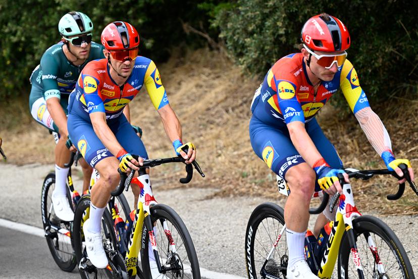 Italian Jonathan Milan of Lidl-Trek, Belgian Edward Theuns of Lidl-Trek and Italian Simone Consonni of Lidl-Trek pictured in action during stage 17 of the 2025 Tour de France cycling race, from Bollene to Valence (161km), on Wednesday 23 July 2025 in France. The 112th edition of the Tour de France starts on Saturday 5 July in Lille, France, and will finish in Paris, France on the 27th of July.   BELGA PHOTO JASPER JACOBS