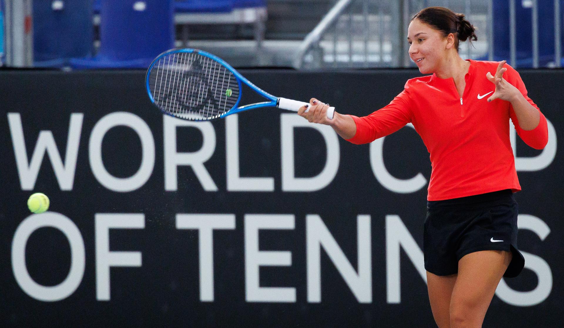 Belgian Sofia Costoulas pictured in action during a training session of the Belgian tennis players competing in the upcoming Billie Jean King Cup Play-offs, on Thursday 13 November 2025 in Ismaning, Germany. This weekend Belgium will meet Germany and Turkey. PHOTO BENOIT DOPPAGNE