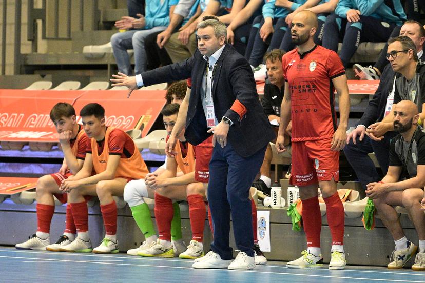Halle-Gooik's coach Luca Cragnaz pictured during a futsal match between Futsal Team Charleroi and F.P Halle-Gooik, the final of the Belgian Futsal cup, in Houthalen-Helchteren, Saturday 23 April 2022. BELGA PHOTO JOHAN EYCKENS
