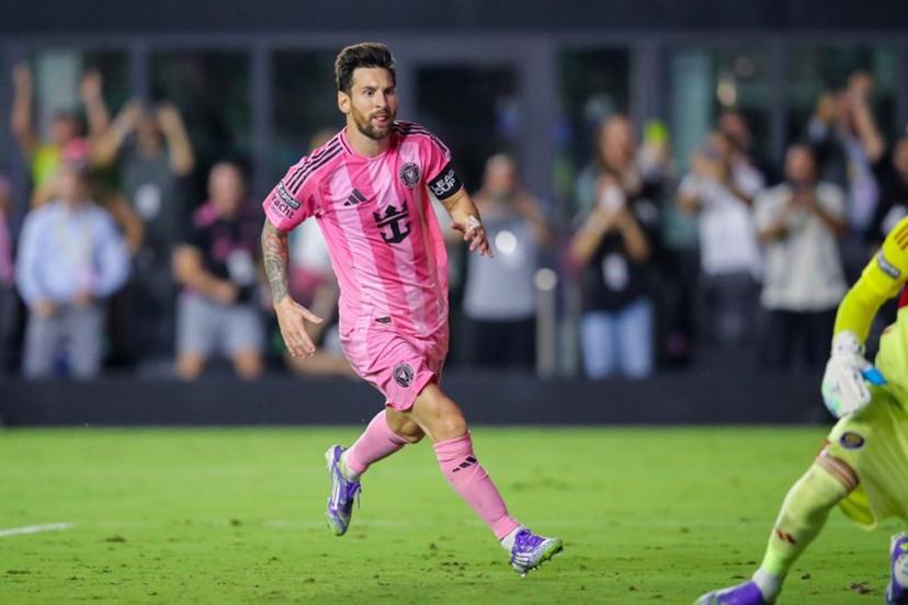 Inter Miami's Argentine forward #10 Lionel Messi takes a penalty kick and scores during the Leagues Cup semi-final football match between Inter Miami CF and Orlando City SC at Chase Stadium in Fort Lauderdale, Florida, on August 27, 2025.  Chris Arjoon / AFP