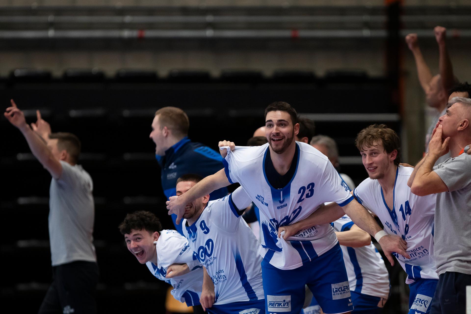 Vise's Auguste Boyon (C) and teammates celebrate after winning a game between KTSV Eupen and HC Vise BM, Saturday 30 March 2024, in Hasselt, the men's final of the Belgian handball cup. BELGA PHOTO KRISTOF VAN ACCOM