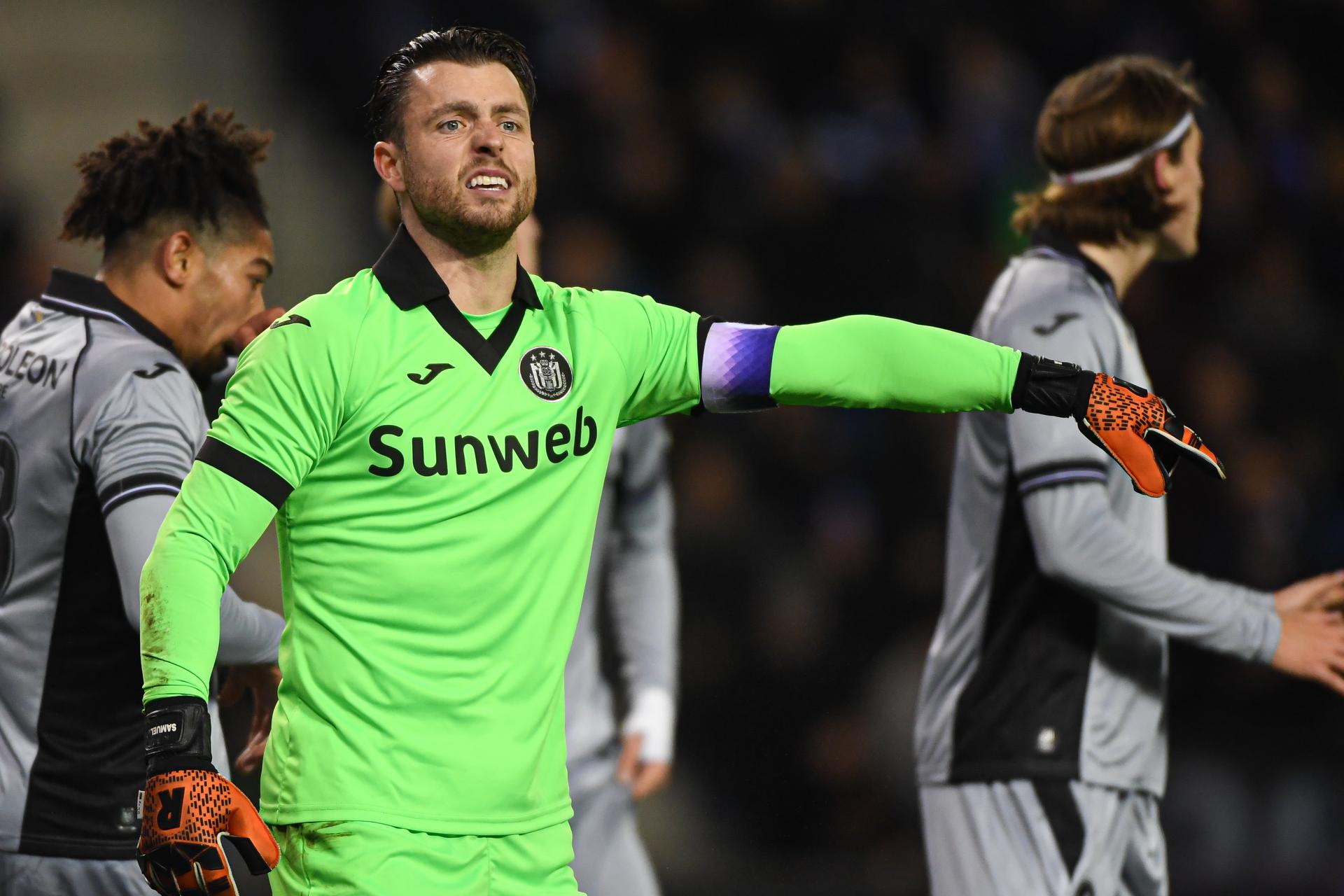 Anderlecht's goalkeeper Colin Coosemans pictured during a soccer game between KRC Genk and RSC Anderlecht, in the 1/8 final of the Croky Cup Belgian cup, Thursday 04 December 2025 in Genk. BELGA PHOTO JILL DELSAUX