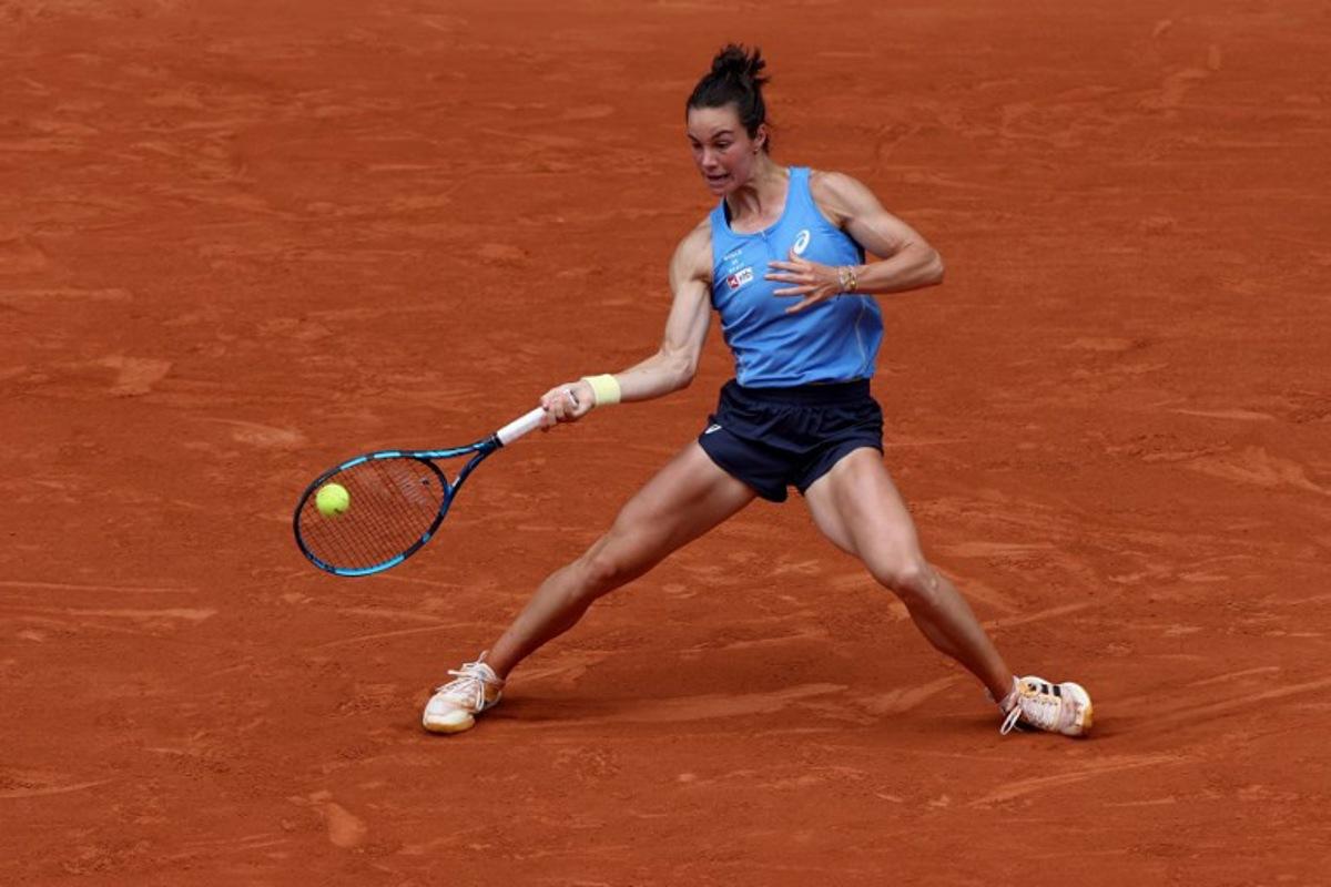 France's Lois Boisson plays a forehand return to US Jessica Pegula during their women's singles match on day 9 of the French Open tennis tournament on Court Philippe-Chatrier at the Roland-Garros Complex in Paris on June 2, 2025.  Alain JOCARD / AFP