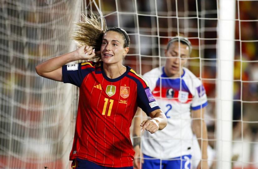 Spain's midfielder #11 Alexia Putellas celebrates scoring her team's third goal during the FIFA Women's World Cup Europe Zone Qualifiers, group C, football match between Spain and England at Mallorca Son Moix Stadium in Palma de Mallorca, on June 5, 2026.  JAIME REINA / AFP