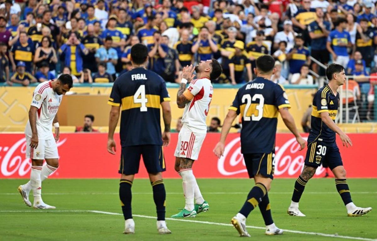 Benfica's Argentine defender #30 Nicolas Otamendi reacts during the FIFA Club World Cup 2025 Group C football match between Argentina's Boca Juniors and Portugal's Benfica at the Hard Rock stadium in Miami on June 16, 2025.  PATRICIA DE MELO MOREIRA / AFP