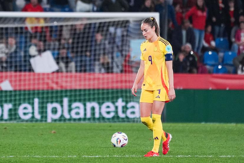Belgium's Tessa Wullaert looks dejected after losing a soccer game between Belgium's national team the Red Flames and Spain, in Valencia, Spain Friday 21 February 2025, on the first matchday in group A3 of the 2024-25 Women's Nations League Competition. BELGA PHOTO JOMA GARCIA I GISBERT