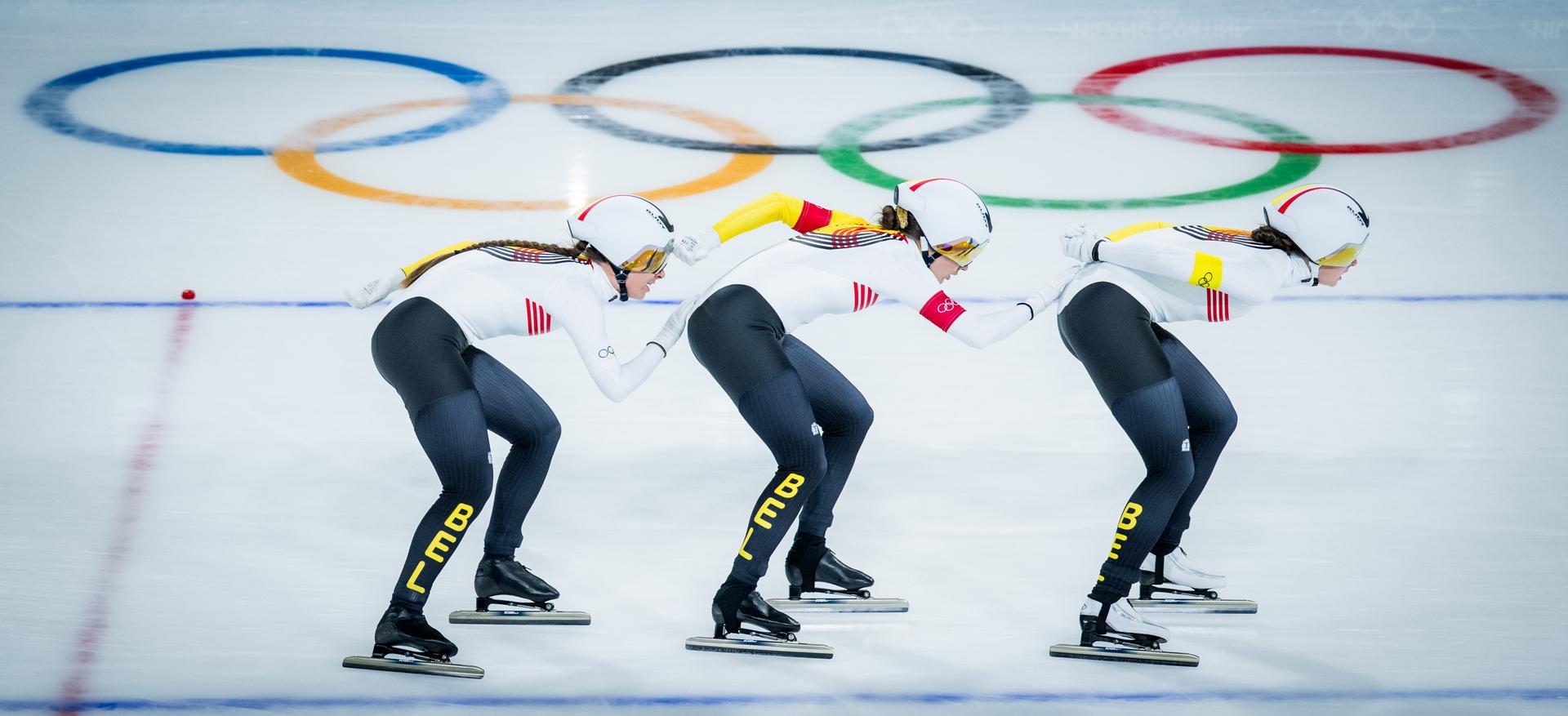 Belgian speed skater Sandrine Tas, Belgian speed skater Isabelle van Elst and Belgian speed skater Fran Vanhoutte pictured in action during the quarterfinals of the Women's Team Pursuit speed skating at the Milano Cortina 2026 Olympic Winter Games, on Saturday 14 February 2026 in Milan, Italy. The XXV Winter Olympics take place from 6 to 22 February 2026 in Italy. BELGA PHOTO JASPER JACOBS
