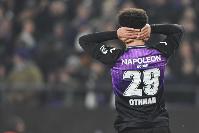 Anderlecht's Mario Stroeykens looks dejected during a soccer match between RSC Anderlecht and Sint-Truidense V.V., Saturday 13 December 2025 in Brussels, on day 18 of the 2025-2026 'Jupiler Pro League' first division of the Belgian championship. BELGA PHOTO JILL DELSAUX
