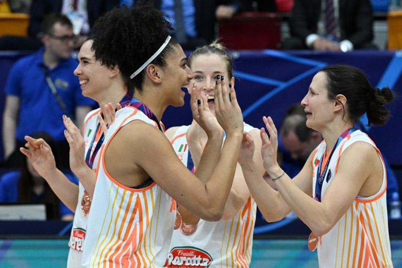 Players of Schio celebrate after defeating USK Prague in their third place match of the Euroleague Women's Final Four 2023 basketball match between USK Prague and Schio in Prague on April 16, 2023.  Michal Cizek / AFP