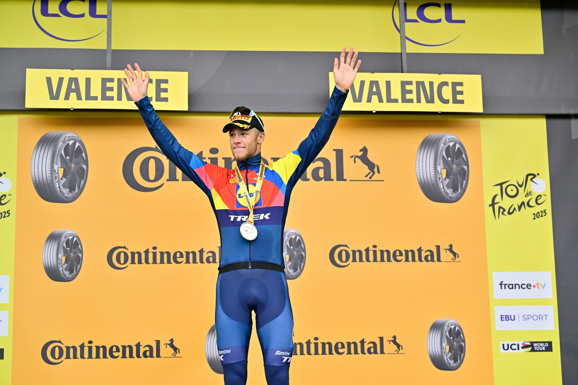 Italian Jonathan Milan of Lidl-Trek celebrates on the podium after winning stage 17 of the 2025 Tour de France cycling race, from Bollene to Valence (161km), on Wednesday 23 July 2025 in France. The 112th edition of the Tour de France starts on Saturday 5 July in Lille, France, and will finish in Paris, France on the 27th of July.   BELGA PHOTO DIRK WAEM