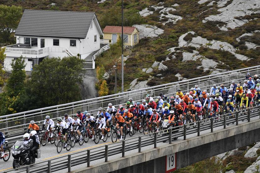 Illustration picture shows the pack of riders in action during the men's elite road race at the 2017 UCI Road World Cycling Championships in Bergen, Norway, Sunday 24 September 2017. BELGA PHOTO YORICK JANSENS