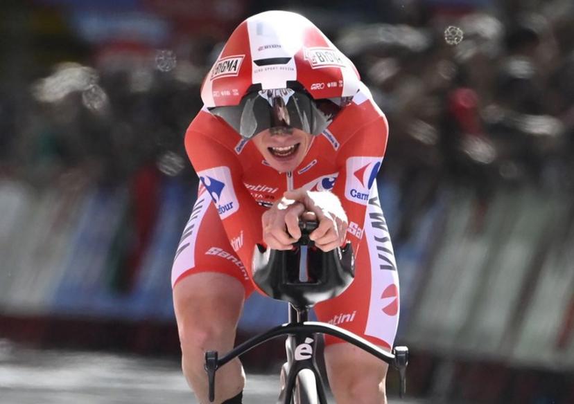 Team Visma-Lease a bike's Danish rider Jonas Vingegaard crosses the finish line of the 18th stage of the Vuelta a Espana, a 26 km race against the clock between Valladolid and Valladolid, on September 11, 2025.    Miguel RIOPA / AFP
