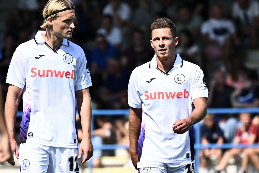 Anderlecht's Thorgan Hazard and pictured after scoring the 0-2 goal during a soccer match between FCV Dender EH and RSC Anderlecht, Sunday 17 August 2025 in Denderleeuw, on day 4 of the 2025-2026 'Jupiler Pro League' first division of the Belgian championship. BELGA PHOTO MAARTEN STRAETEMANS