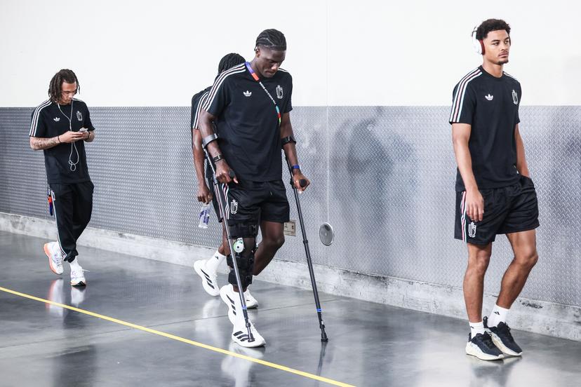Belgium's Amadou Onana and Belgium's Koni De Winter arrive for a soccer game between Spain and Belgian national team Red Devils, on Friday 10 July 2026 in Los Angeles, USA, in the 1/4 finals of the FIFA World Cup 2026. BELGA PHOTO BRUNO FAHY