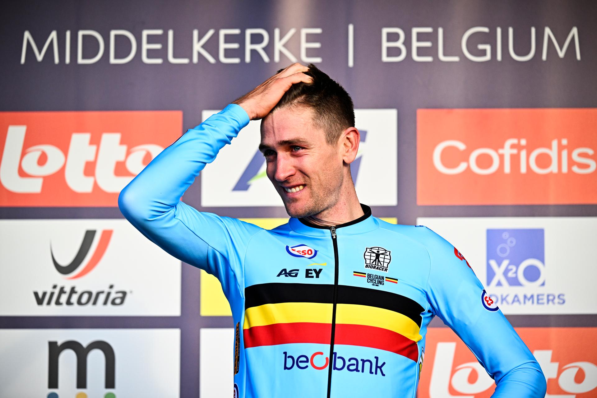 Belgian Toon Aerts celebrates on the podium after winning the elite men race at the UEC Cyclocross European Championships, Sunday 09 November 2025, in Middelkerke. BELGA PHOTO JASPER JACOBS