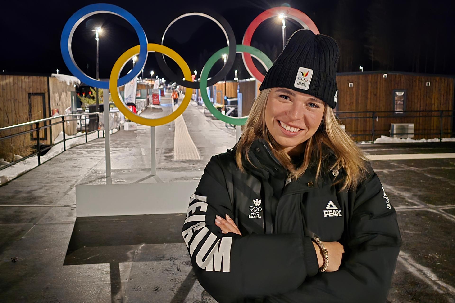 ATTENTION EDITORS - HANDOUT PICTURES - EDITORIAL USE ONLY - MANDATORY CREDIT BOIC-COIB - Handout pictures released on Monday 16 February 2026, by the Belgian International and Olympic Committee shows Belgian skier Kim Vanreusel posing in front of the Olympic rings in Cortina d'Ampezzo, at the Milano Cortina 2026 Olympic Winter Games. *** Belga and Belga Editorial Board decline all responsibility regarding the content of this picture. *** PHOTO HAND OUT BOIC-COIB