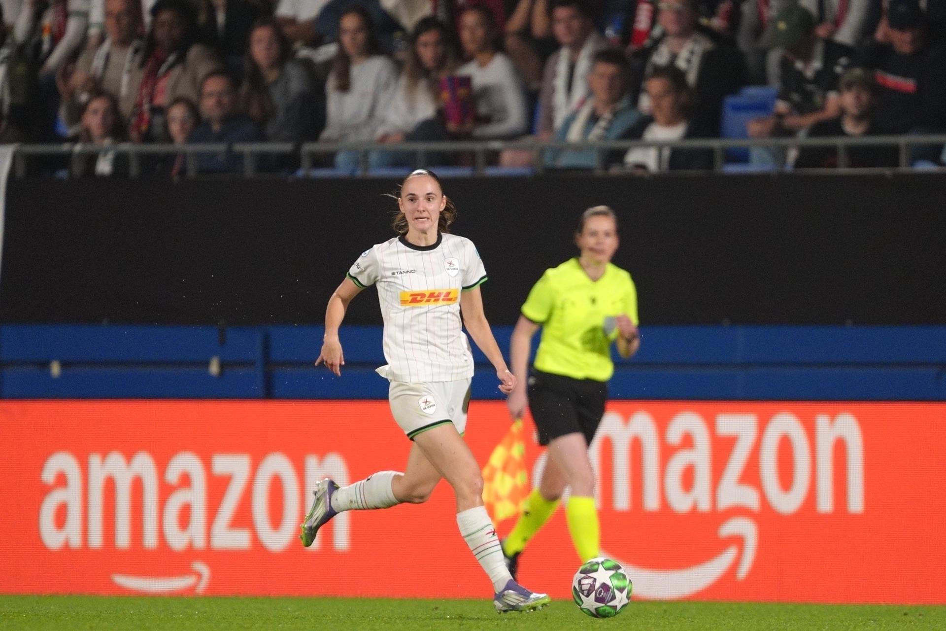 OHL Women's Zenia Mertens pictured in action during a soccer match between Spanish FC Barcelona Femeni and Oud-Heverlee Leuven Women, Wednesday 12 November 2025 in Barcelona, Spain, the third game in the league phase of the UEFA Women's Champions League competition. BELGA PHOTO JOMA GARCIA I GISBERT