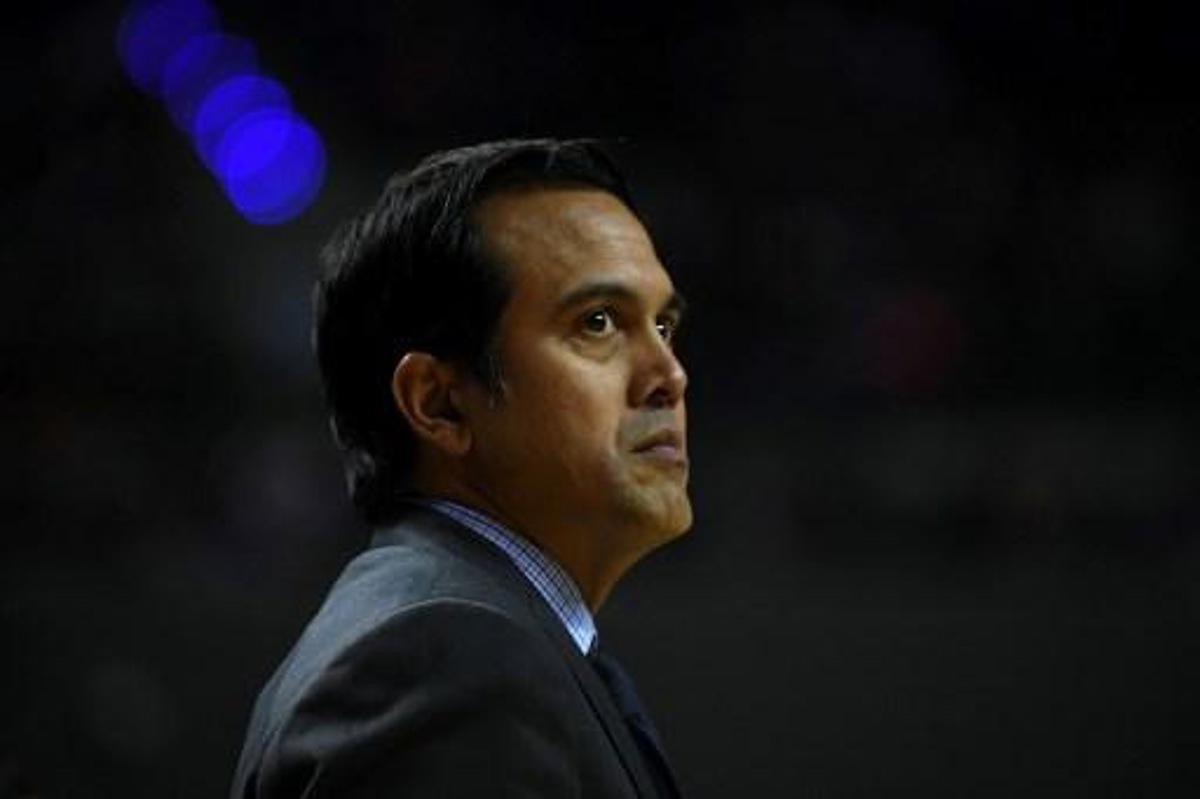Miami Heat's head coach Erik Spoelstra follows the action, during their NBA Global Games match against the Brooklyn Nets at the Mexico City Arena, on December 9, 2017, in Mexico City. PEDRO PARDO / AFP