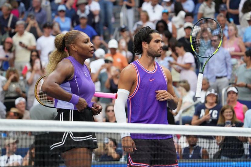 USA's Serena Williams and Spain's Carlos Alcaraz arrive during Fan Week as part of the 2026 US Open tennis tournament at the USTA Billie Jean King National Tennis Center in New York, on August 25, 2026. TIMOTHY A. CLARY / AFP