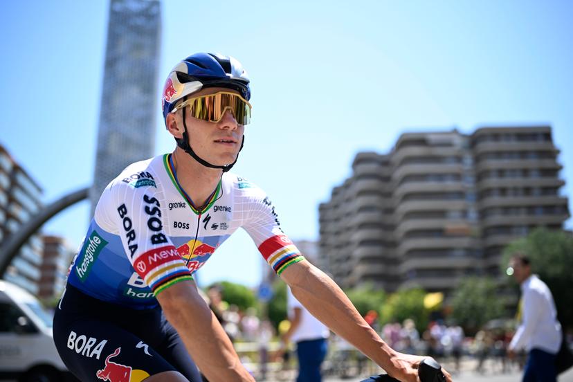 Belgian Remco Evenepoel of Red Bull-BORA-hansgrohe pictured at the start of the second stage of the 2026 Tour de France cycling race, a stage of 182km from Tarragona to Barcelona, Sunday 05 July 2026. The 113th edition of the Tour de France starts on Saturday 4 July in Barcelona, Spain, and will finish in Paris, France on the 26th of July. BELGA PHOTO JASPER JACOBS
