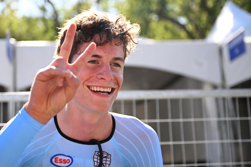 Belgian Vic De Smet celebrates after finishing second and winning a silver medal at the men's Junior individual time trial race (20,03 km) at the cycling UCI Road World Championship, in Montreal, Canada, Tuesday 22 September 2026. BELGA PHOTO JASPER JACOBS