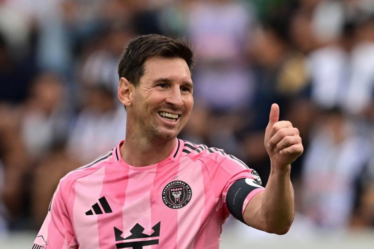 Inter Miami's Argentine forward #10 Lionel Messi gives a thumbs-up during the friendly football match between Peru's Alianza Lima and the US' Inter Miami at the Alejandro Villanueva Stadium in Lima on January 24, 2026. Connie FRANCE / AFP