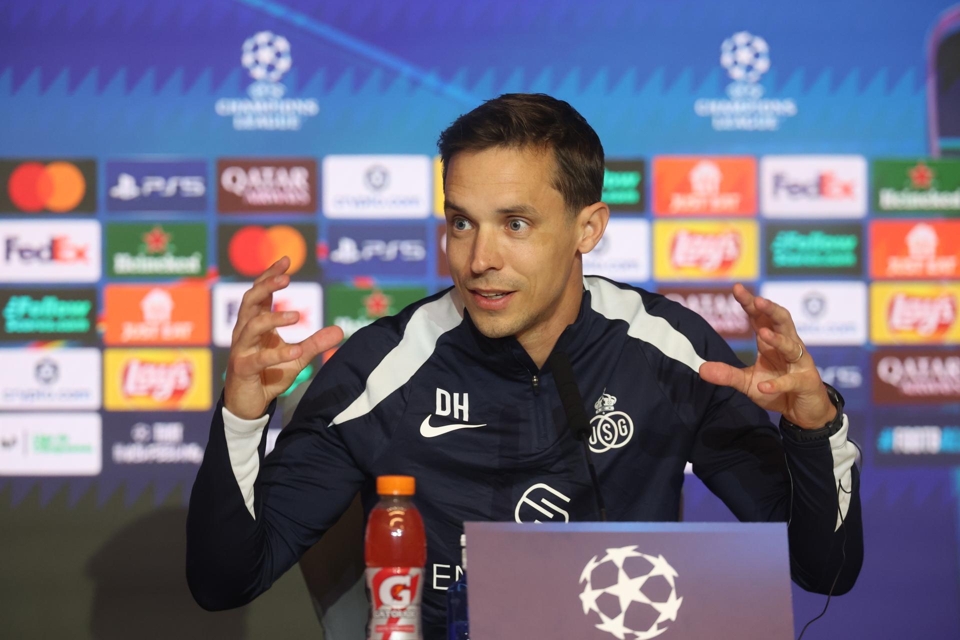 Union's head coach David Hubert pictured during a press conference of Belgian soccer team Royale Union Saint-Gilloise in Madrid, Spain, on Monday 03 November 2025. The team prepares for tomorrow's match against Spanish Club Atletico Madrid, on the day 4 of the League phase of the UEFA Champions League tournament. BELGA PHOTO VIRGINIE LEFOUR