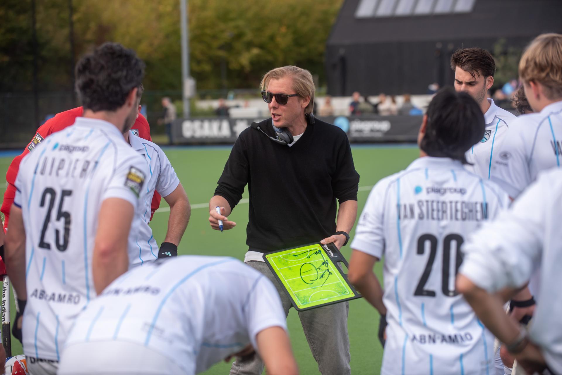 a hockey game between Braxgata and Gantoise, Sunday 19 October 2025 in Boom, on day 8 of the Belgian Women Hockey League season 2025-2026. BELGA PHOTO JONAS ROOSENS