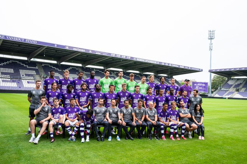 Beerschot's head coach Mohamed Messoudi and Beerschot's players and staff pictured at the 2026-2027 season photoshoot of Belgian Jupiler Pro League team Beerschot VA, Thursday 30 July 2026 in Antwerp. BELGA PHOTO TOM GOYVAERTS