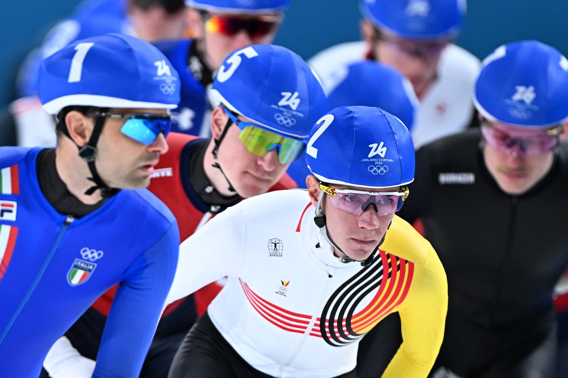 Belgian speed skater Bart Swings pictured in action during the semifinals of the mass start men Speed Skating at the Milano Cortina 2026 Olympic Winter Games, on Saturday 21 February 2026 in Milan, Italy. The XXV Winter Olympics take place from 6 to 22 February 2026 in Italy. BELGA PHOTO JASPER JACOBS