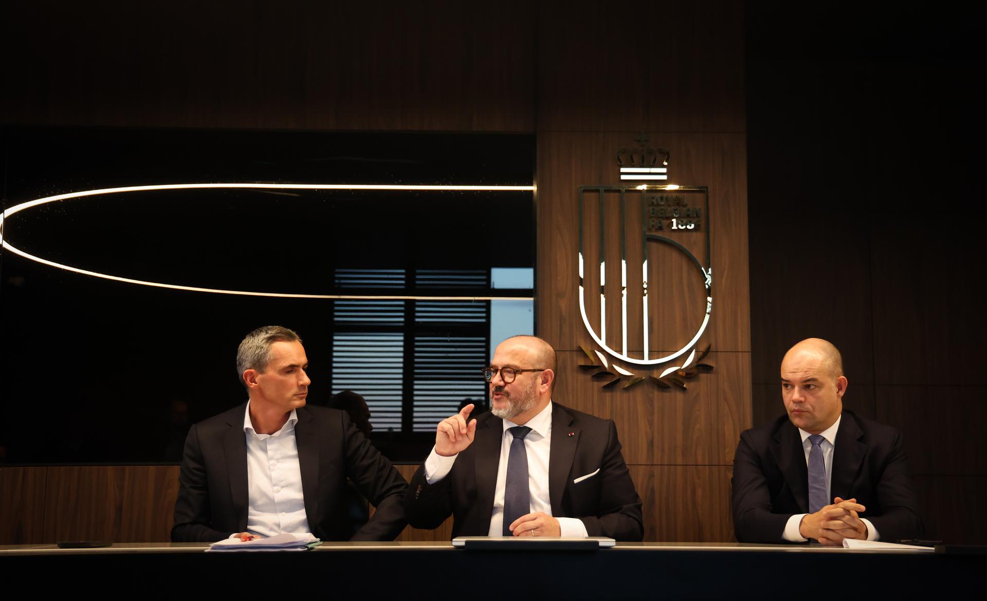 Pro League CEO Lorin Parys, Minister of Interior Bernard Quintin and Belgium soccer union CEO Peter Willems pictured during a press conference after a round table on safety in football, organised by the Pro League and the Royal Belgian Football Association (RBFA), Friday 07 November 2025 in Tubize. BELGA PHOTO VIRGINIE LEFOUR