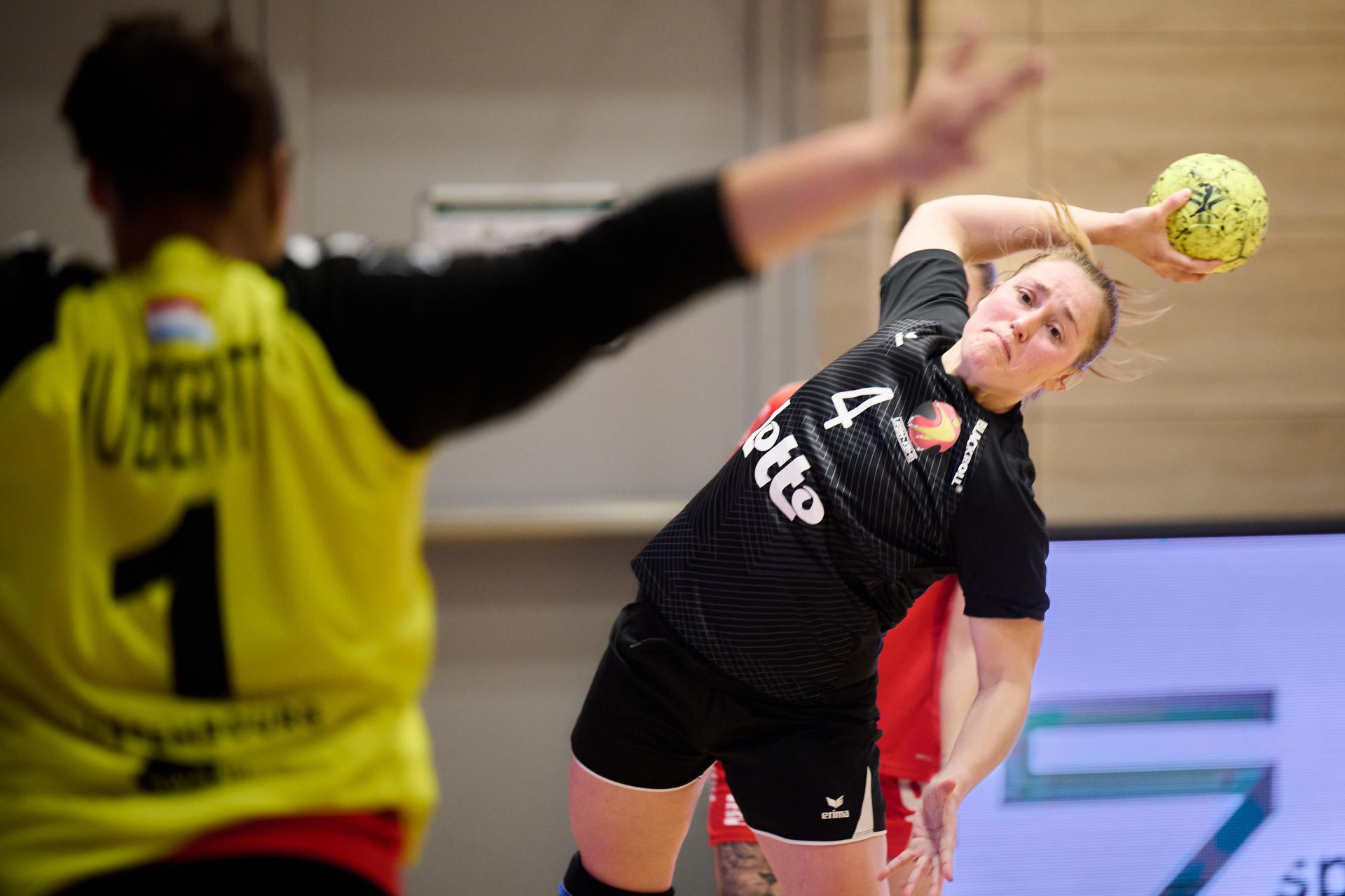 ATTENTION EDITORS - HAND OUT PICTURES - EDITORIAL USE WITH STORY ON HANDBALL ONLY - MANDATORY CREDIT ALAIN DECAMPS Hand out pictures released by Alain Decamps shows Fien Boons during the friendly handball game between Luxembourg and the Black Arrows, Belgium national women handball team, on Saturday 22 November 2025 in Differdange, Luxembourg. HAND OUT - ALAIN DECAMPS Belga and Belga Editorial Board decline all responsibility regarding the content of this picture.