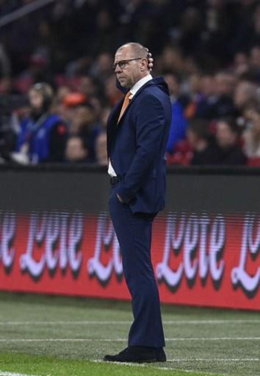 Netherland's Dutch coach Fred Grim attends the Friendly football match between Netherlands and Italy at the Arena Stadium, on March 28, 2017 in Amsterdam. JOHN THYS / AFP