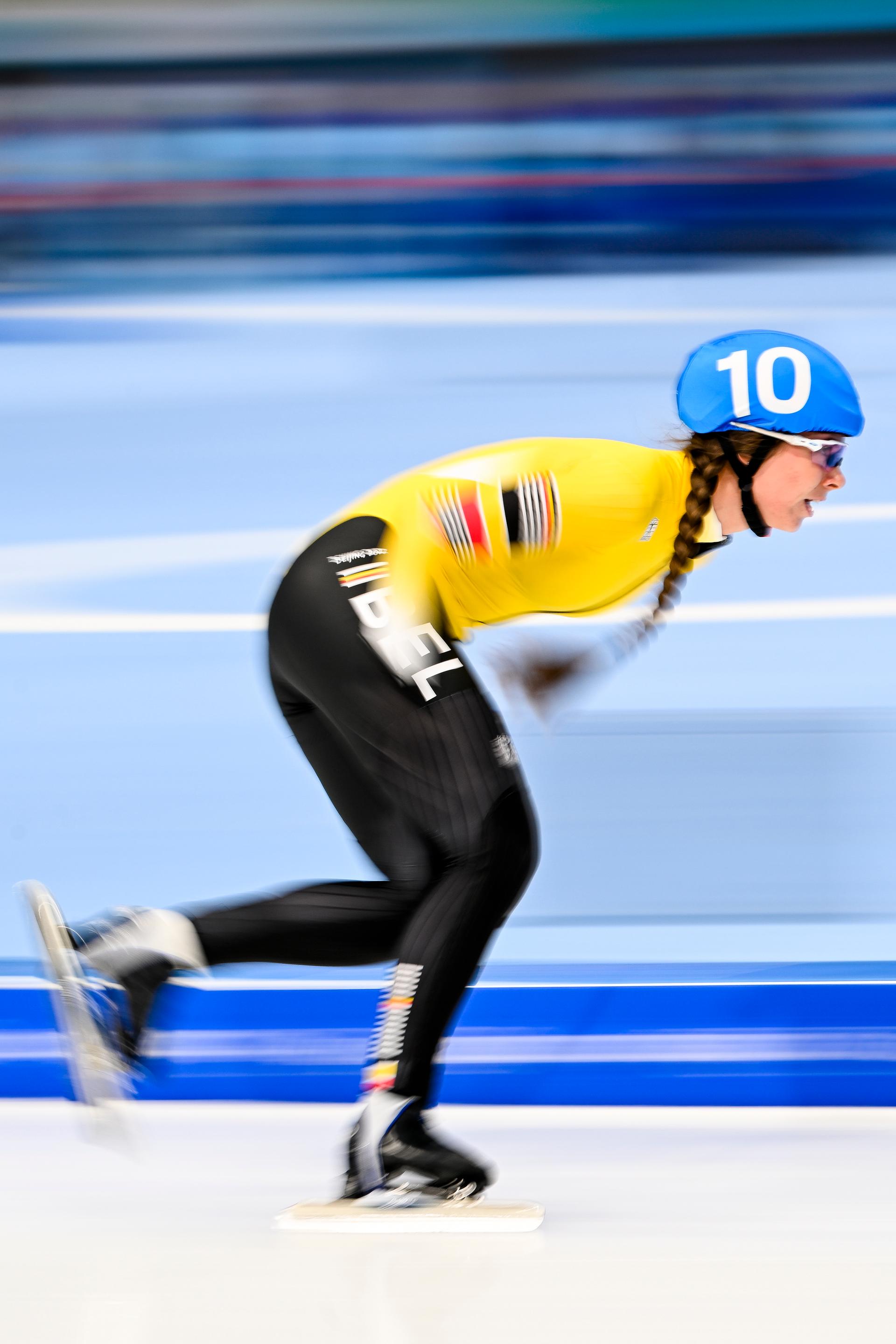 Belgian speed skater Sandrine Tas pictured in action during the semifinals of the women's mass start speed skating event at the Beijing 2022 Winter Olympics in Beijing, China, Saturday 19 February 2022. The winter Olympics are taking place from 4 February to 20 February 2022. BELGA PHOTO LAURIE DIEFFEMBACQ