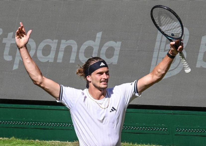 Germany's Alexander Zverev reacts during his men's singles quarter-final match against Belgium's Raphael Collignon of the Halle Open ATP tennis tournament in Halle, western Germany, on June 19, 2026. CARMEN JASPERSEN / AFP