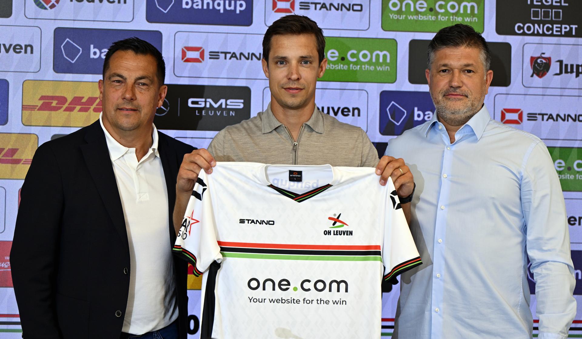 OHL's CEO Frederic Van den Steen, OHL's head coach David Hubert and OHL's technical director Gyorgy Csepregi pose for the photographer during a press conference of Belgian soccer team Oud-Heverlee Leuven to present their new head coach, Tuesday 17 June 2025 in Leuven. BELGA PHOTO ERIC LALMAND