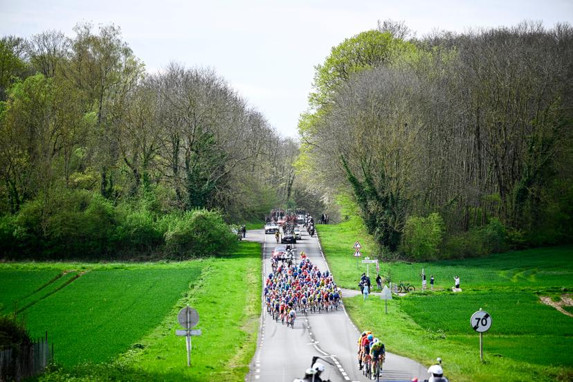 Illustration picture taken of the peloton during the men's elite race of the 'Paris-Roubaix' cycling event, 260,0km from Compiegne to Roubaix, France on Sunday 7 April 2024. BELGA PHOTO JASPER JACOBS