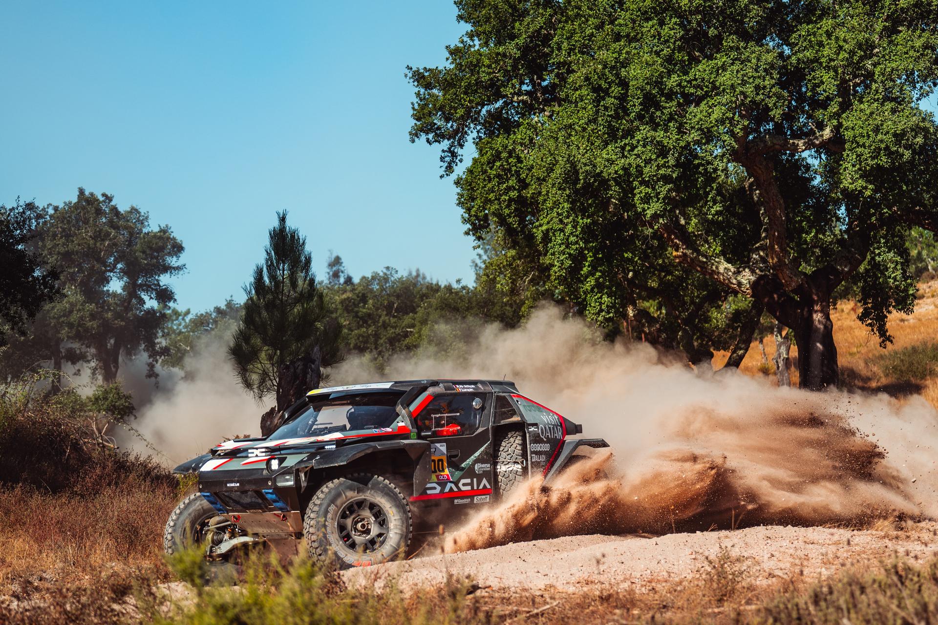 ATTENTION EDITORS - HAND OUT PICTURES - EDITORIAL USE ONLY - MANDATORY CREDIT 'DACIA SANDRIDERS CONTENT POOL' This handout picture, distributed by Eric Dupain, shows Nasser Al-Attiyah and Fabian Lurquin during stage 2 of the Portugal Rally Raid, stage 4 of the FIA FIM World Rally-Raid Championship, in Grandola, Portugal, on Thursday 25 September 2025. PHOTO HANDOUT HANDOUT DACIA SANDRIDERS CONTENT POOL *** Belga and Belga Editorial Board decline all responsibility regarding the content of this picture. ***